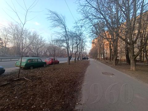 комерційна за адресою Романа Ратушного вул. (Волгоградська), 33