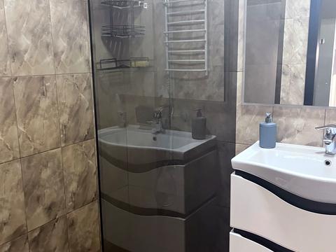 квартира за адресою Академіка Сахарова вул., 3-А