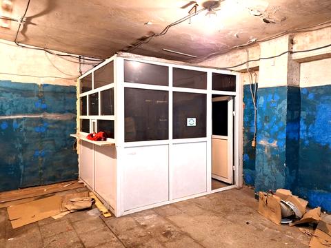 комерційна за адресою Миротворча вул. (Толстого), 10