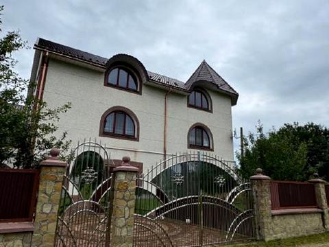 будинок за адресою Шептицького