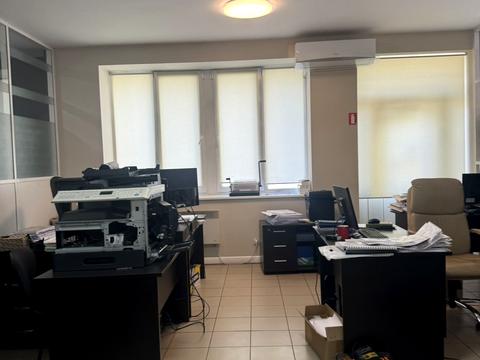 комерційна за адресою Соломії Крушельницької вул., 888