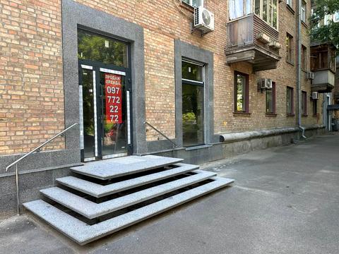 1870038133777435