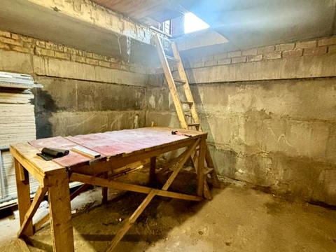 паркомісце за адресою Радунська вул., 3