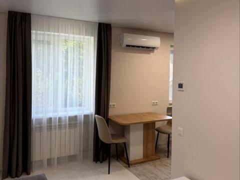 квартира за адресою Незалежності вул. (Титова), 6