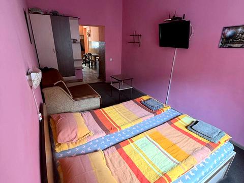 квартира за адресою Пантелеймона Куліша вул., 12