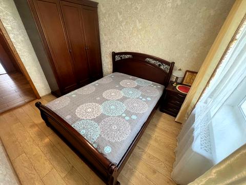 квартира за адресою Дніпро, Героїв просп., 4
