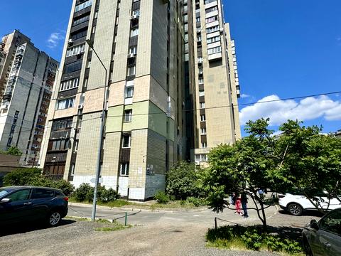 квартира за адресою Павла Тичини просп., 8