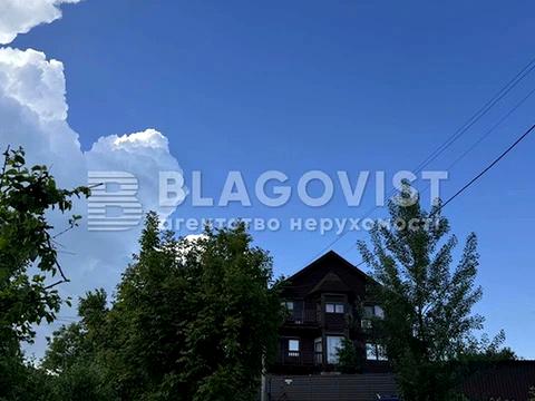 будинок за адресою Степана Бандери вул. (Ватутіна)
