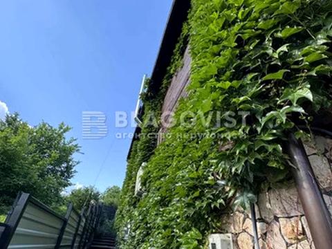 будинок за адресою смт. Глеваха, Степана Бандери вул. (Ватутіна)