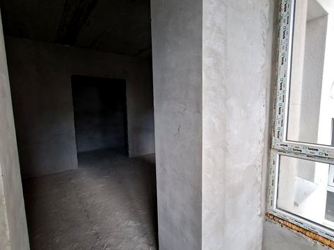 1870043725602545