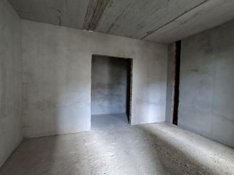 1870043725650683