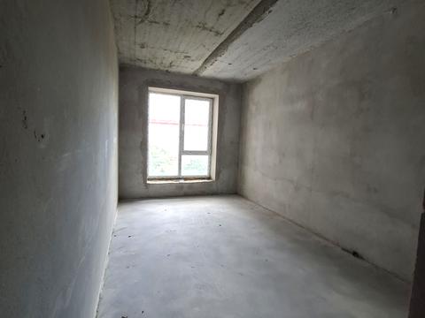1870043725746640