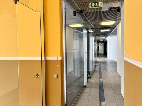 комерційна за адресою Велика Васильківська вул. (Червоноармійська), 5