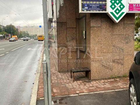 комерційна за адресою Васильківська вул., 6