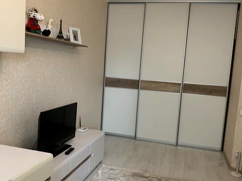 1870045969843960