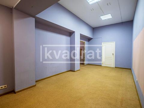 коммерческая по адресу Печенежская ул., 8