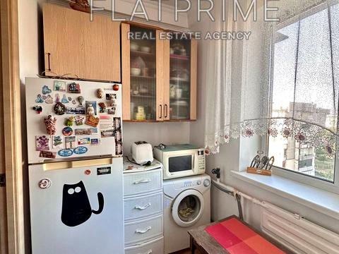 квартира за адресою Богатирська вул., 10