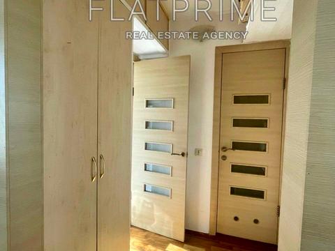квартира за адресою Богатирська вул., 10