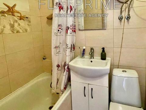 квартира за адресою Богатирська вул., 10