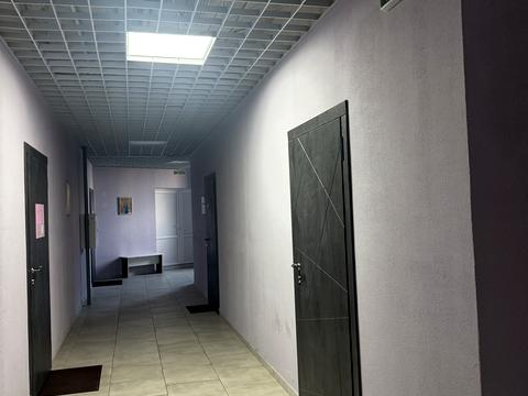 комерційна за адресою Старокостянтинівське шосе, 3