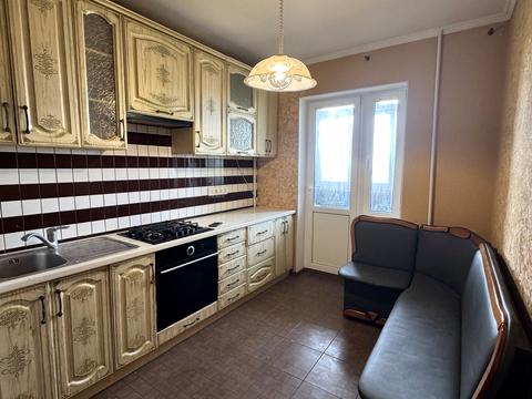 квартира за адресою Академіка Грушевського вул., 40