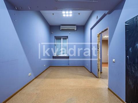 комерційна за адресою Печенізька вул., 8
