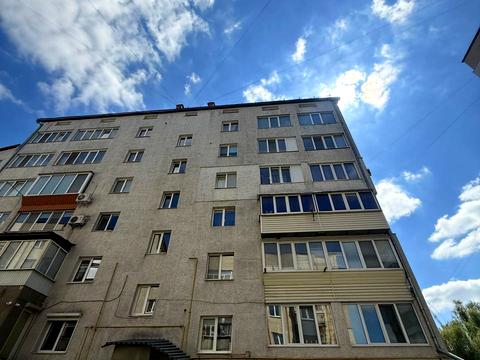 квартира по адресу Степана Бандери ул., 49/2
