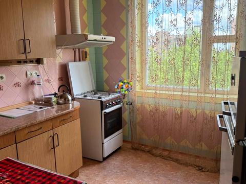 квартира за адресою Червоної Калини просп. (Володимира Маяковського), 18