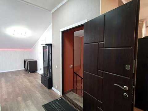 квартира за адресою Гольдбергівська вул. (1-ї Кінної Армії), 98