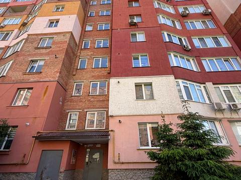 квартира за адресою Будівельників вул., 1