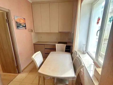 квартира за адресою Михайла Болтенка вул. (Адмірала Лазарєва), 21
