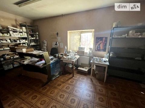 комерційна за адресою Янтарна вул., 64