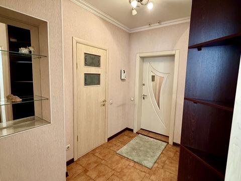 квартира за адресою Раїси Окіпної вул., 10-А