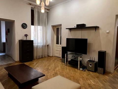 квартира по адресу Кленовича ул., 10