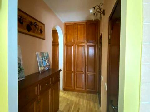 квартира по адресу Урловская ул., 9