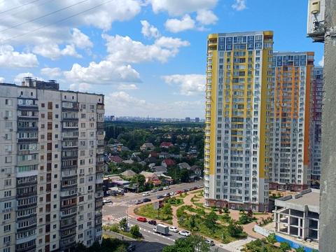 квартира за адресою Пантелеймона Куліша пл., 11