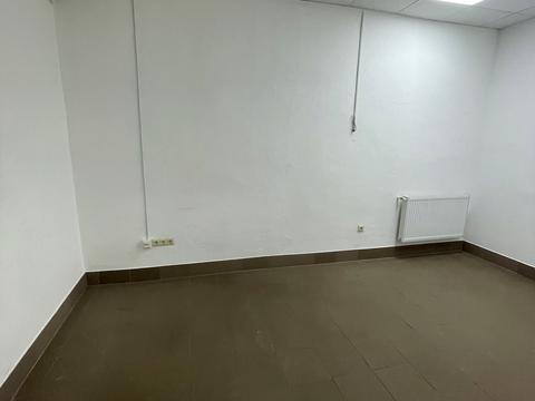 комерційна за адресою Івано-Франківськ, Івана Миколайчука вул., 6