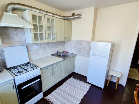 квартира за адресою Академіка Корольова вул., 104