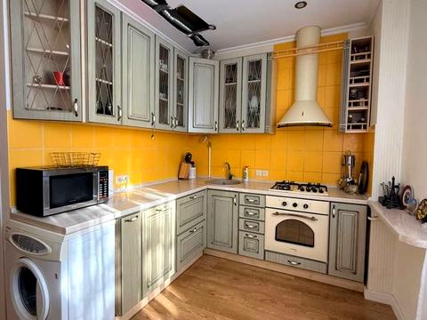 квартира за адресою Садова вул., 2