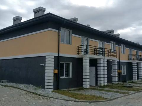 будинок за адресою Приозерна