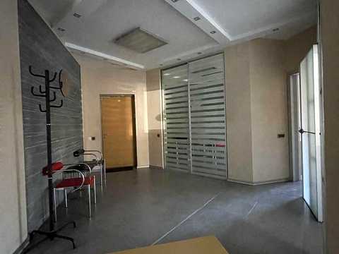 коммерческая по адресу Василия Тютюнника ул. (Анрі Барбюса), 5-В