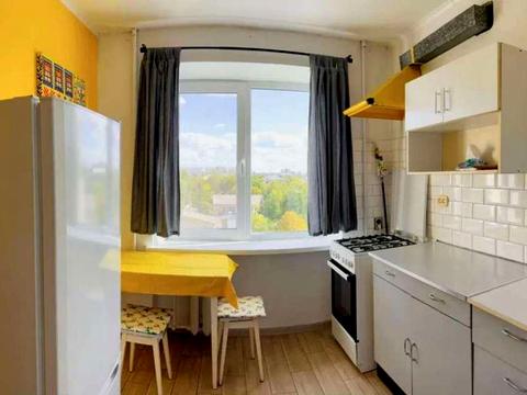 квартира за адресою Салютна вул., 4-А