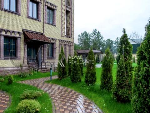 дом по адресу Лобановського ул.