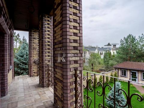 дом по адресу Лобановського ул.
