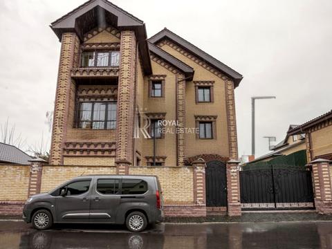 дом по адресу Лобановського ул.
