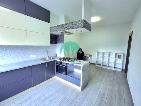 квартира за адресою Степана Бандери вул., (Будинок)