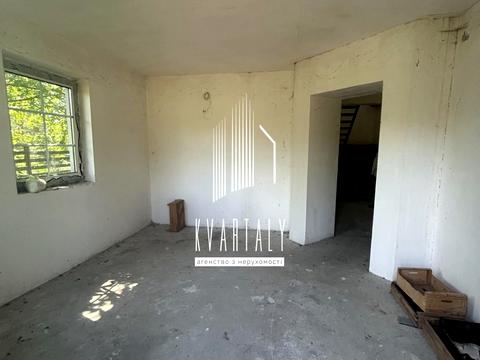 ділянка за адресою Лісна, 12