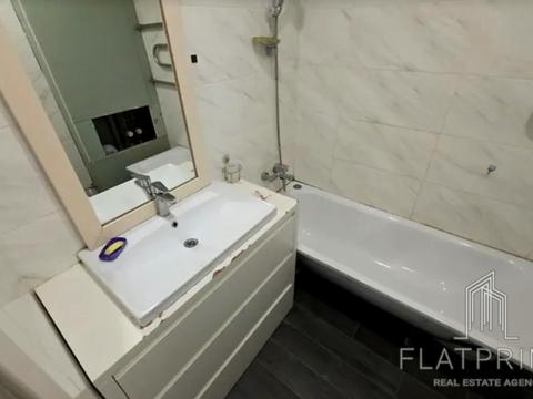 квартира за адресою Регенераторна вул., 4 к17