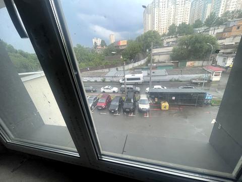 комерційна за адресою Новомостицька вул., 15