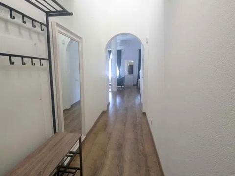 квартира за адресою Саксаганського вул., 33